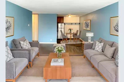 1800 Lasalle Avenue #104, Minneapolis, MN 55403 - Photo 2