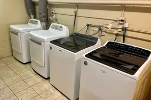 1800 La Salle Ave, Minneapolis, MN 55403 - Photo 16