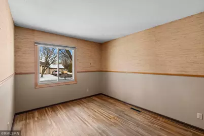 5209 77th Avenue N, Brooklyn Park, MN 55443 - Photo 16