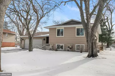 5209 77th Avenue N, Brooklyn Park, MN 55443 - Photo 1