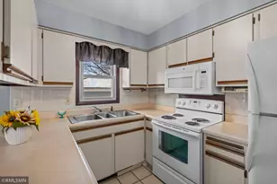 5209 77th Ave N, Brooklyn Park, MN 55443 - Photo 14