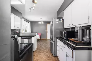 19223 191st St, Starbuck, MN 56381 - Photo 18