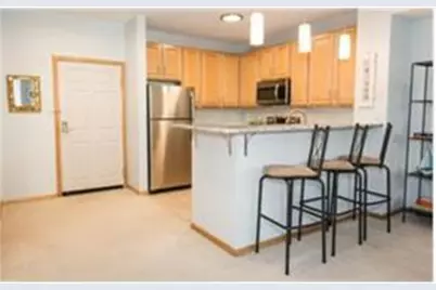 575 N 1st Street #301, Minneapolis, MN 55401 - Photo 8