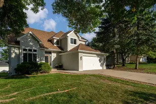 111 King Hill Rd, Golden Valley, MN 55416 - Photo 18