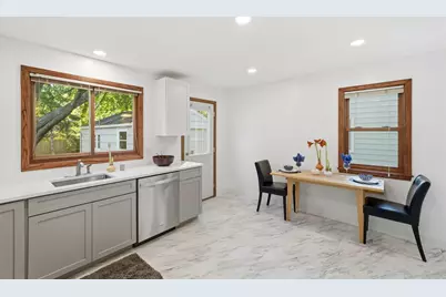 7329 Fremont Avenue S, Richfield, MN 55423 - Photo 12