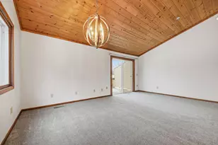 1266 Polk St S, Shakopee, MN 55379 - Photo 10