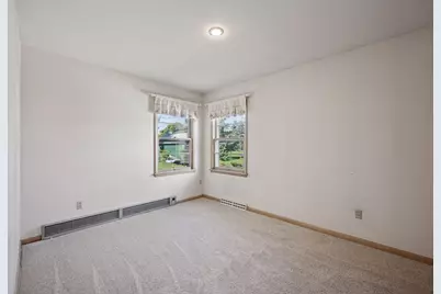 612 S 11th Street, Olivia, MN 56277 - Photo 30