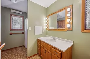 612 S 11th St, Olivia, MN 56277 - Photo 42