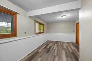 8434 W 97th St, Bloomington, MN 55438 - Photo 28