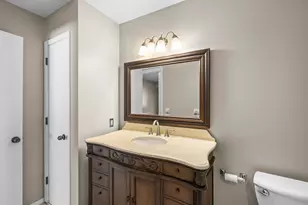 8434 W 97th St, Bloomington, MN 55438 - Photo 20