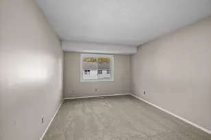 8434 W 97th St, Bloomington, MN 55438 - Photo 22