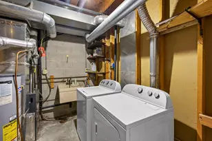 8434 W 97th St, Bloomington, MN 55438 - Photo 30