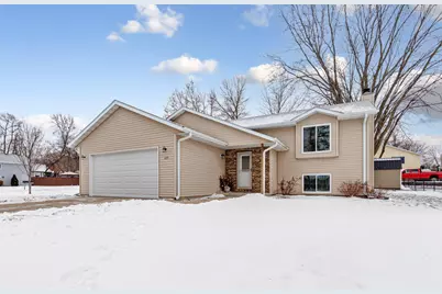 225 19th Street NE, Owatonna, MN 55060 - Photo 1