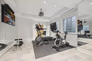 2552 W Lake of the Isles Pkwy, Minneapolis, MN 55405 - Photo 32