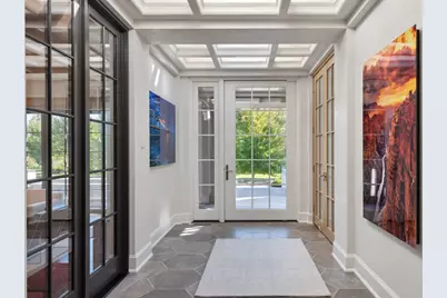 2552 W Lake Of The Isles Parkway, Minneapolis, MN 55405 - Photo 4