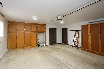 555 Graham Street SW, Hutchinson, MN 55350 - Photo 16