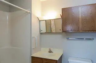 555 Graham St SW, Hutchinson, MN 55350 - Photo 14