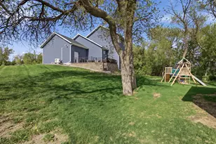544 Leonard St, Hawley, MN 56549 - Photo 6