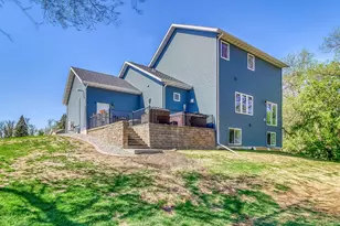 544 Leonard St, Hawley, MN 56549 - Photo 4