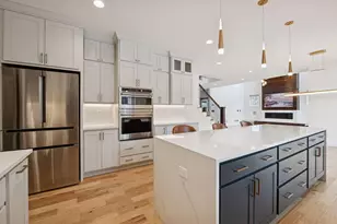 18305 Dove Ct, Eden Prairie, MN 55347 - Photo 26