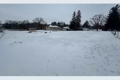 515 S Division Avenue, Spring Grove, MN 55974 - Photo 10