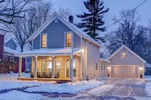 616 5th St N, Stillwater, MN 55082 - Photo 1