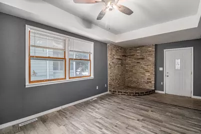 694 Wilson Avenue, Saint Paul, MN 55106 - Photo 4