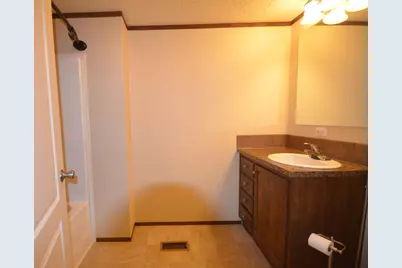 112 Saint Ann Street, Mankato, MN 56001 - Photo 8