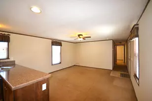 112 St Ann St, Mankato, MN 56001 - Photo 2