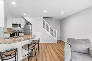 767 Crystal Ave, Shoreview, MN 55126 - Photo 8