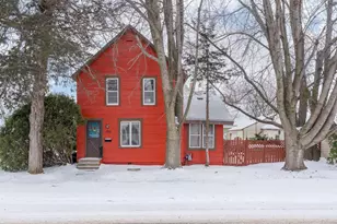 130 1st St N, Waterville, MN 56096 - Photo 1