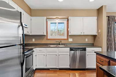 2254 Pennsylvania Avenue S, Saint Louis Park, MN 55426 - Photo 14