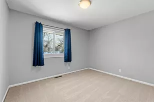 2254 Pennsylvania Ave S, Saint Louis Park, MN 55426 - Photo 22