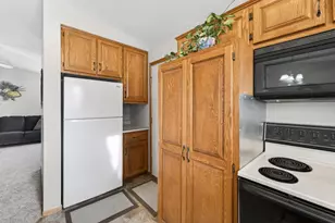 707 W Veterans Memorial Hwy, Kasson, MN 55944 - Photo 18