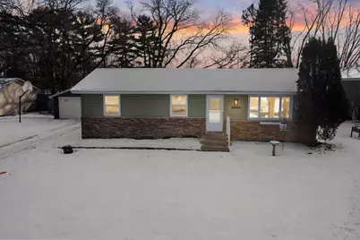 3634 Arcade Street N, Vadnais Heights, MN 55127 - Photo 1