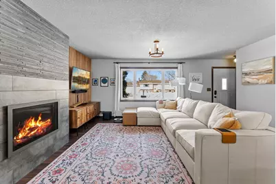 3634 Arcade Street N, Vadnais Heights, MN 55127 - Photo 8