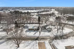 3634 Arcade St N, Vadnais Heights, MN 55127 - Photo 2