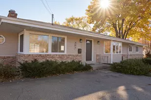 401 E 99th St, Bloomington, MN 55420 - Photo 30