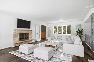 401 E 99th St, Bloomington, MN 55420 - Photo 4