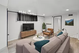 1801 3rd Ave N, Minneapolis, MN 55405 - Photo 22