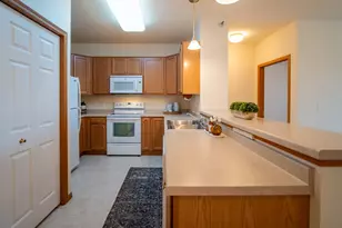 8200 W 33rd St, Saint Louis Park, MN 55426 - Photo 2