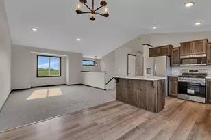 105 Cedar St, Kimball, MN 55353 - Photo 10
