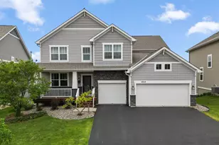 4014 Holasek Path, Chaska, MN 55318 - Photo 2