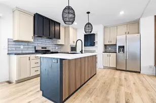 118 Division St, Sandstone, MN 55072 - Photo 4