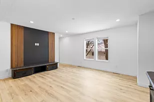 118 Division St, Sandstone, MN 55072 - Photo 6