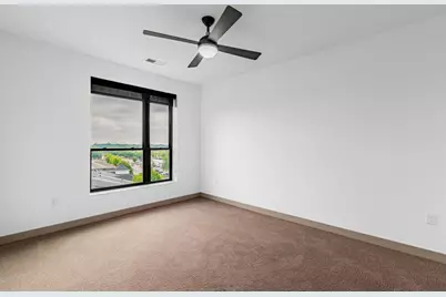 640 Wisconsin Avenue N #636, Golden Valley, MN 55427 - Photo 6