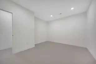 320 Laurel Curve, Golden Valley, MN 55426 - Photo 36