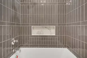 320 Laurel Curve, Golden Valley, MN 55426 - Photo 32