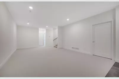 320 Laurel Curve, Golden Valley, MN 55426 - Photo 30