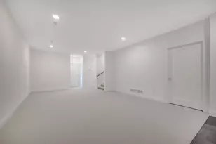 320 Laurel Curve, Golden Valley, MN 55426 - Photo 30